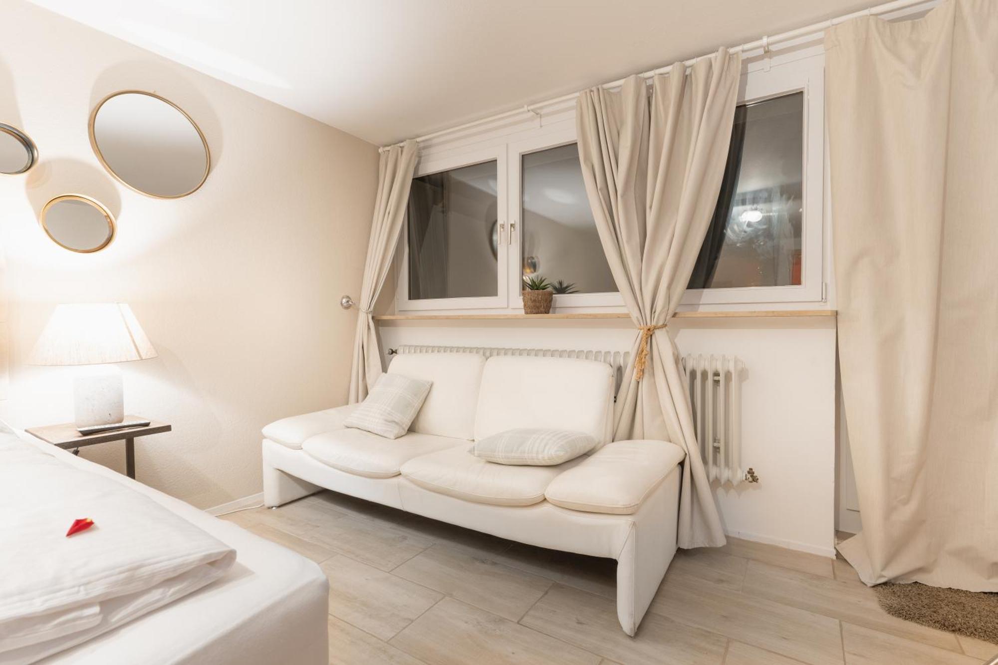 Seeblick-Oase Istayunixi Seenaehe-Sauna-Balkon-Netflix-Parkplatz Ohningen Bagian luar foto