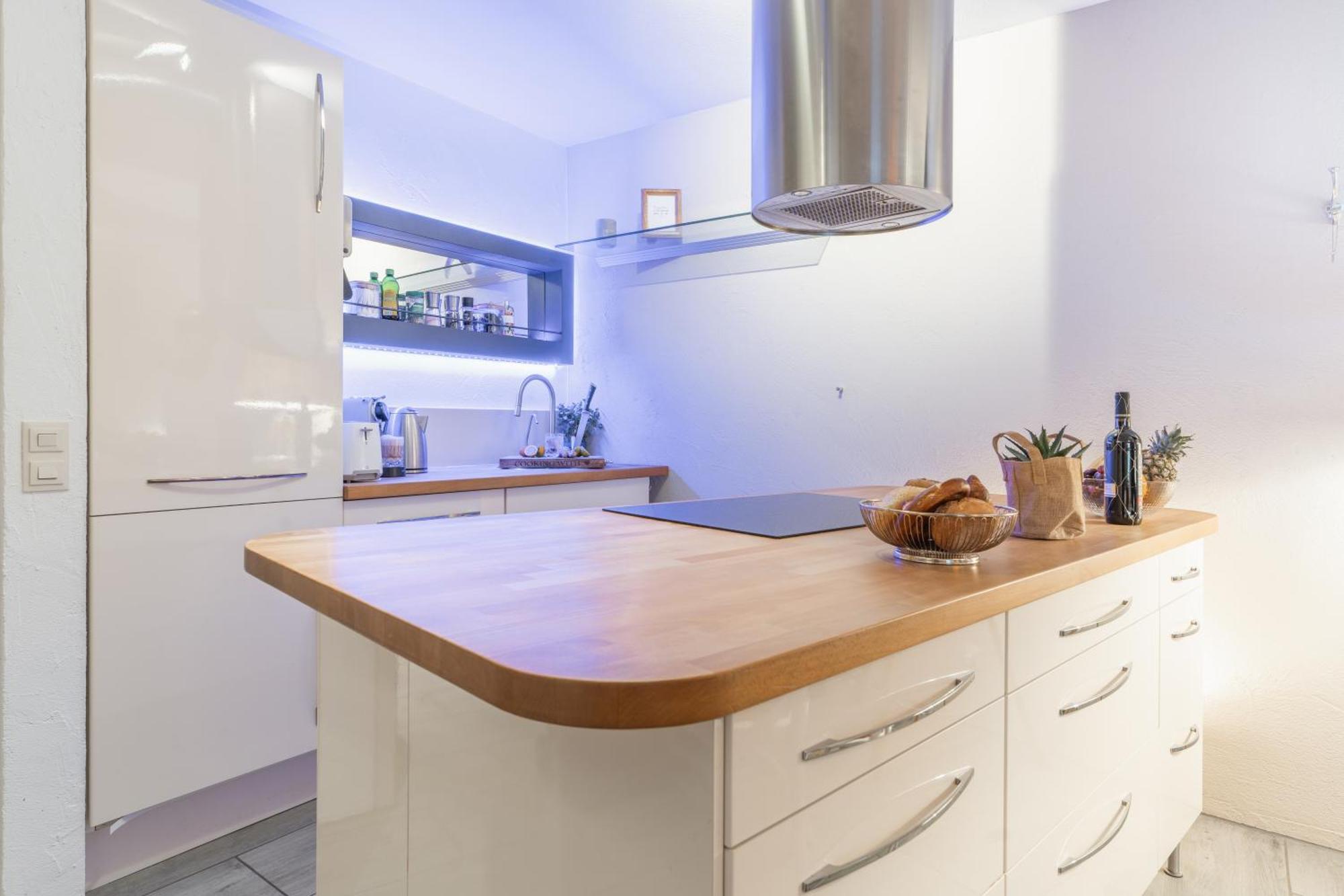 Seeblick-Oase Istayunixi Seenaehe-Sauna-Balkon-Netflix-Parkplatz Ohningen Bagian luar foto