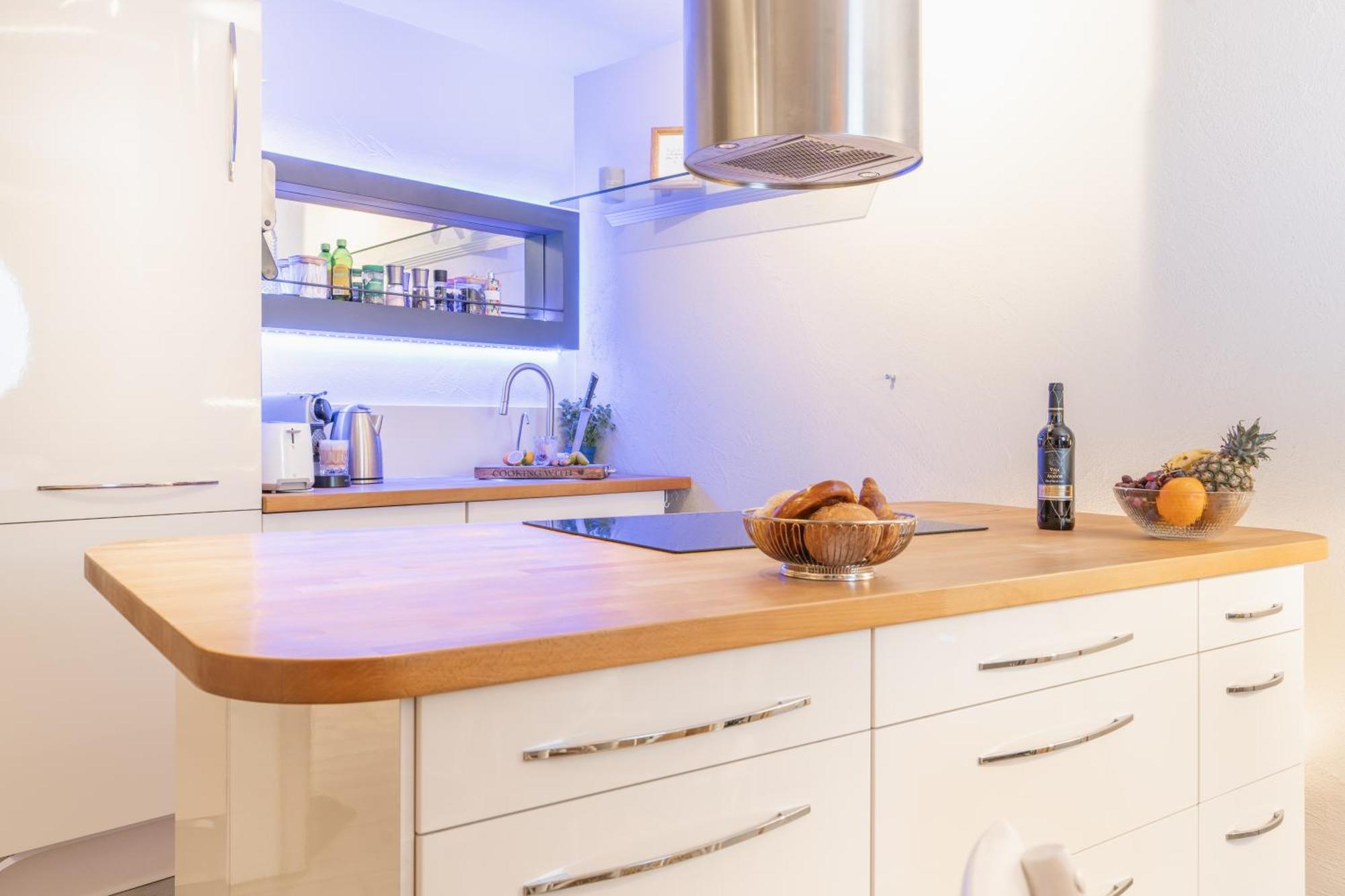 Seeblick-Oase Istayunixi Seenaehe-Sauna-Balkon-Netflix-Parkplatz Ohningen Bagian luar foto